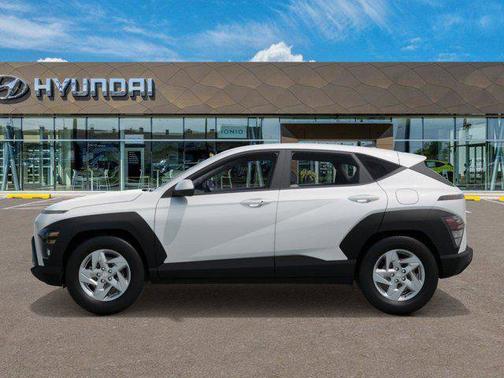 2025 Hyundai KONA SE