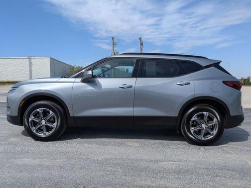 Sterling Gray Metallic 2023 Chevrolet Blazer LT