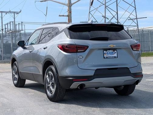 Sterling Gray Metallic 2023 Chevrolet Blazer LT