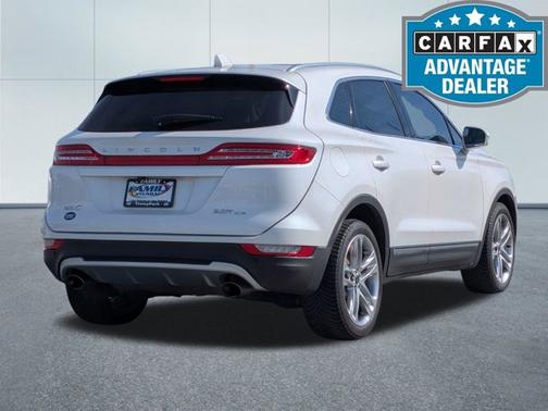 White Platinum Clearcoat Metallic 2017 Lincoln MKC Reserve