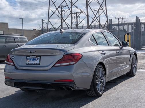 2021 Genesis G70 2.0T