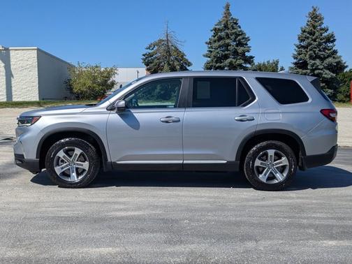 2023 Honda Pilot EX-L 8 Passenger