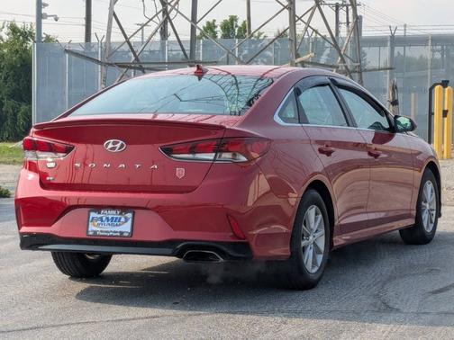 2019 Hyundai SONATA SE