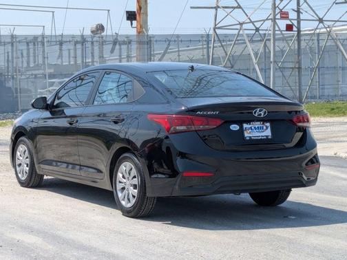 2020 Hyundai Accent SE