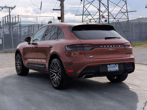 2024 Porsche Macan T