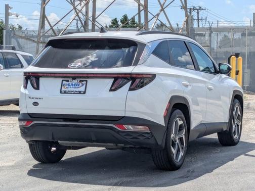2024 Hyundai TUCSON SEL