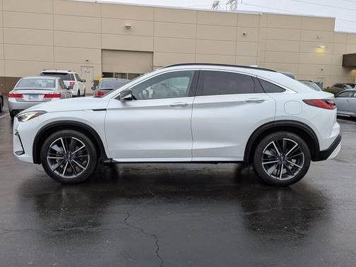 2024 INFINITI QX55 LUXE