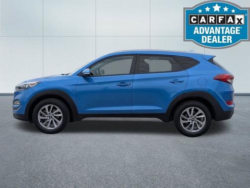 Caribbean Blue 2017 Hyundai TUCSON SE Plus