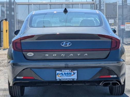 2022 Hyundai SONATA SEL