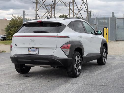 2025 Hyundai KONA SEL Convenience