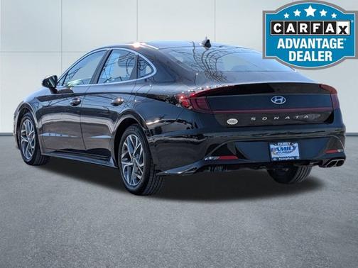 2022 Hyundai SONATA SEL