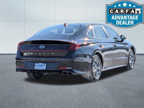 2022 Hyundai SONATA SEL