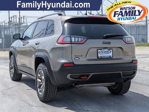 Light Brownstone Pearlcoat 2020 Jeep Cherokee Trailhawk