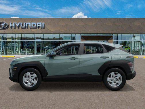 2025 Hyundai KONA SE