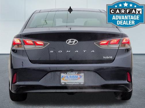2019 Hyundai SONATA Hybrid Limited
