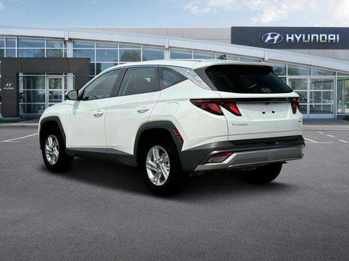 2025 Hyundai TUCSON SE