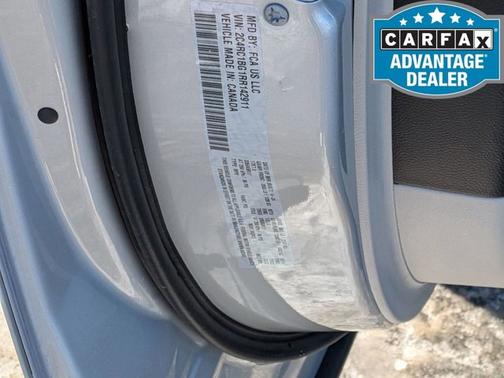 Silver Mist Clearcoat 2024 Chrysler Pacifica Touring L