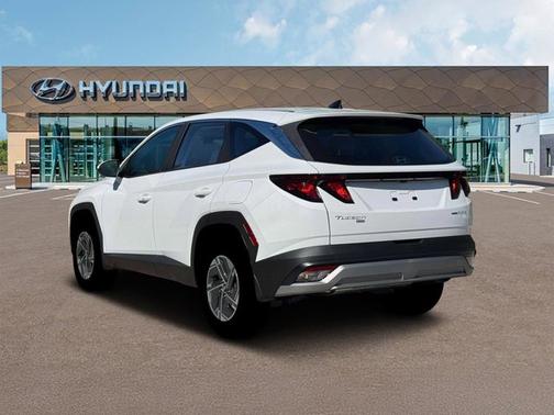Creamy White Pearl 2026 Hyundai TUCSON Hybrid Blue SE