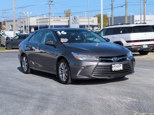 2016 Toyota Camry XLE