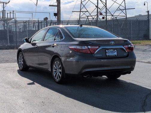 2016 Toyota Camry XLE