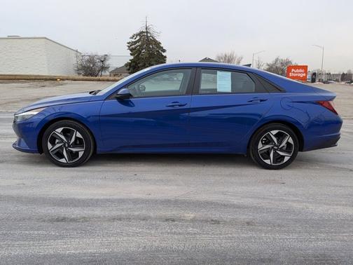 2023 Hyundai ELANTRA SEL