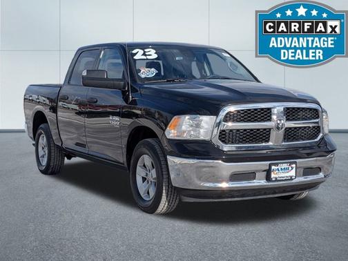 2023 RAM 1500 SLT