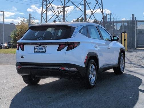 2024 Hyundai TUCSON SE