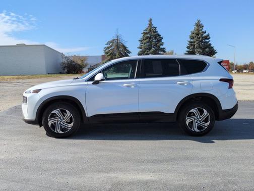 2023 Hyundai SANTA FE SE