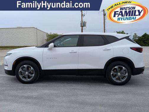 Summit White 2025 Chevrolet Blazer LT