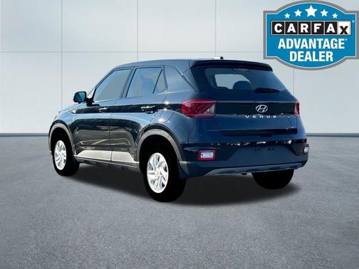 2025 Hyundai VENUE SE