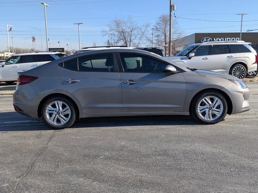 2020 Hyundai ELANTRA Value Edition