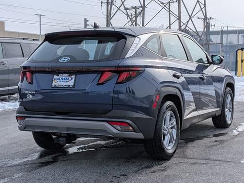 2025 Hyundai TUCSON SE