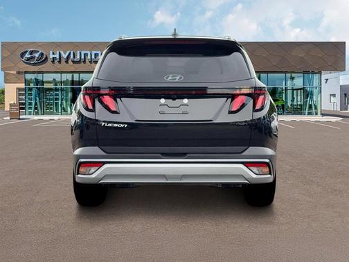 Phantom Black 2026 Hyundai TUCSON SEL