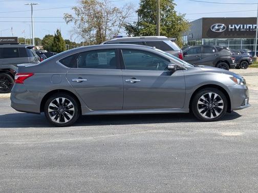 2019 Nissan Sentra SR