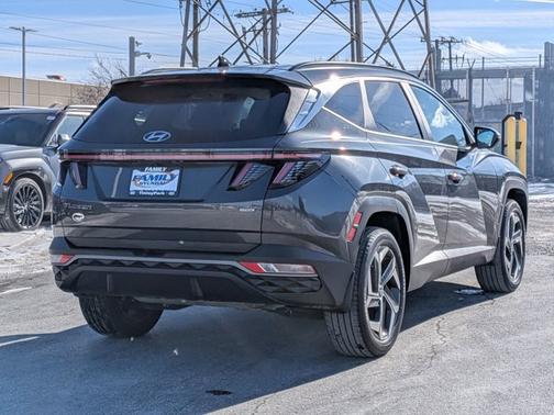 2023 Hyundai TUCSON SEL