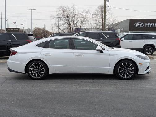 2020 Hyundai SONATA Limited