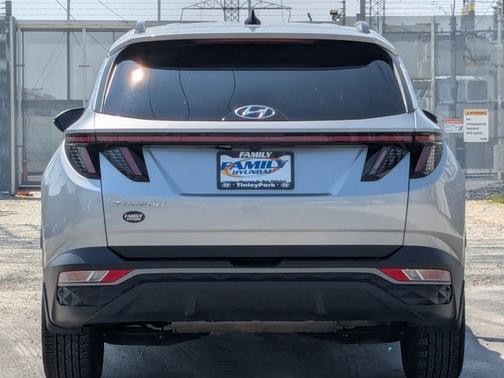 2022 Hyundai TUCSON SEL
