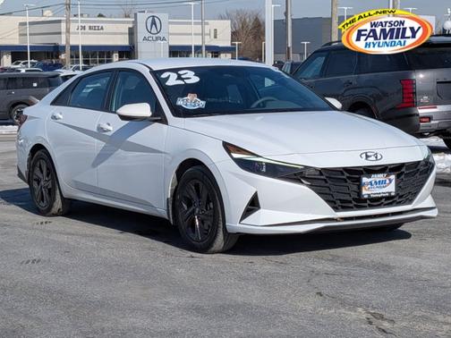 2023 Hyundai ELANTRA SEL