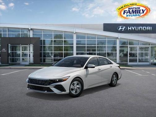2025 Hyundai ELANTRA SE