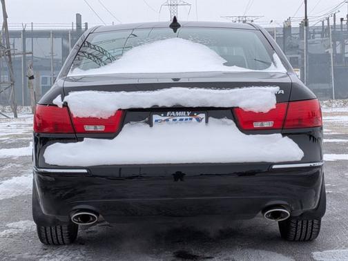 2010 Hyundai SONATA Limited