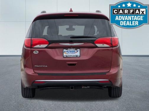 Velvet Red Pearlcoat 2017 Chrysler Pacifica Touring-L