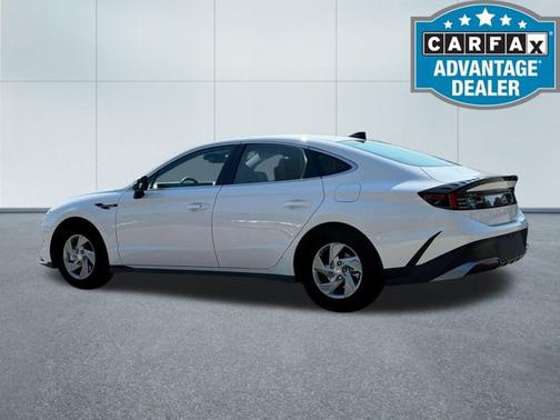 2025 Hyundai SONATA SE