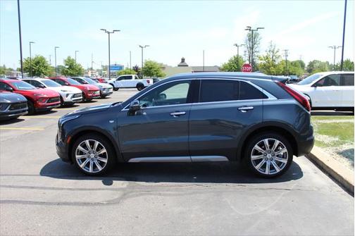 2021 Cadillac XT4 Premium Luxury