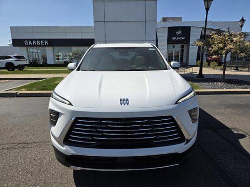 summit white 2026 Buick Enclave Preferred FWD