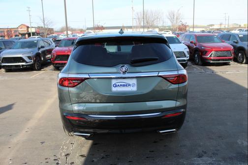 2024 Buick Enclave Essence FWD