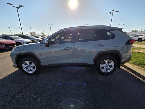 Lunar Rock 2019 Toyota RAV4 XLE