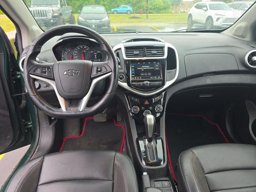 Ivy Metallic 2018 Chevrolet Sonic Premier