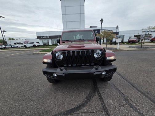 Snazzberry Pearlcoat 2021 Jeep Gladiator Willys 4x4