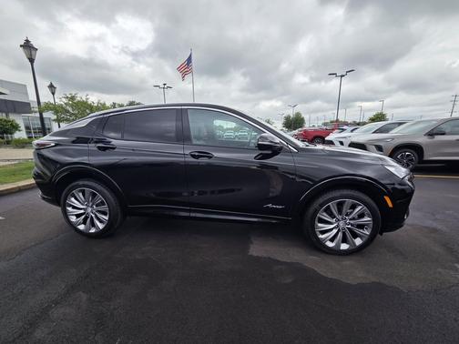 Ebony Twilight Metallic 2025 Buick Envista Avenir FWD