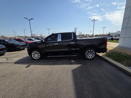 Black 2021 Chevrolet Silverado 1500 High Country